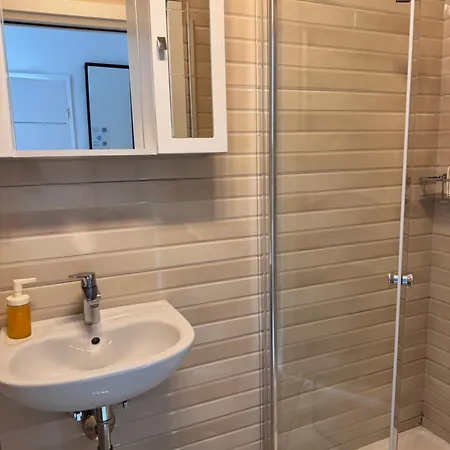 Rest Nest 게스트하우스 류블랴나