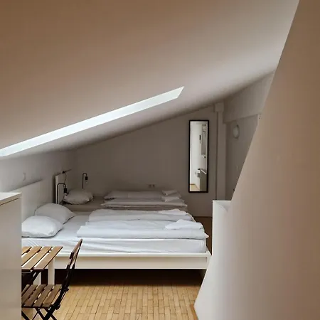 Guest house Rest Nest Ljubljana